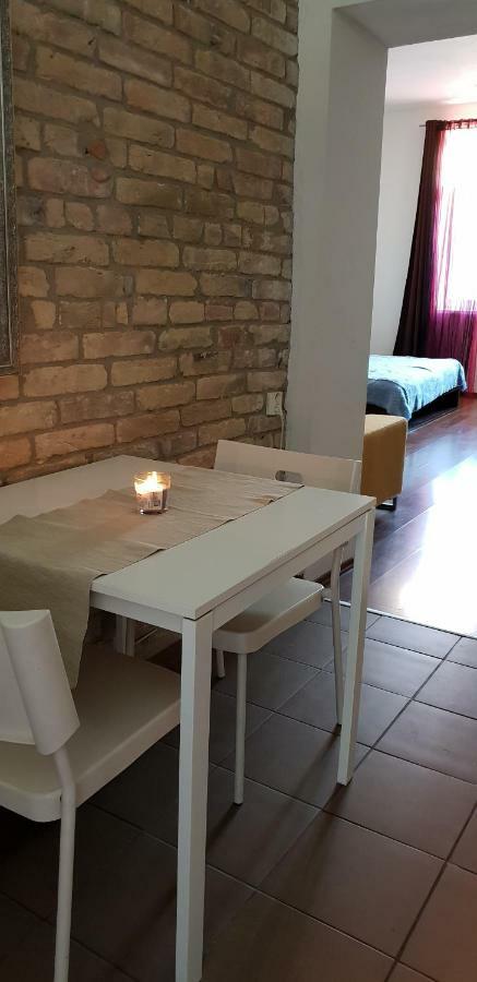 Romantic Central Flat Bratislava Exterior foto